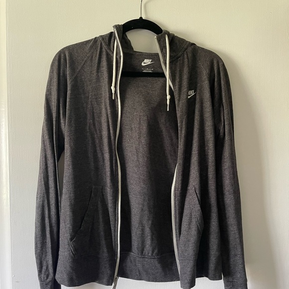 Nike zip up hoodie - Picture 2 of 3